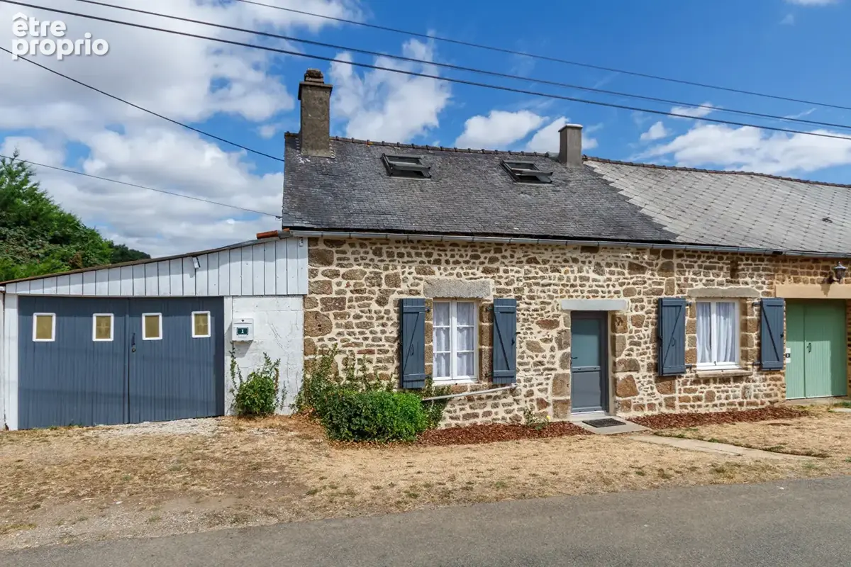 Maison à LASSAY-LES-CHATEAUX