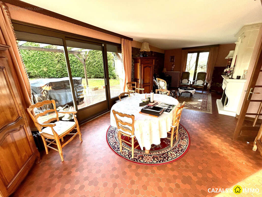 Maison à BOISSISE-LE-ROI