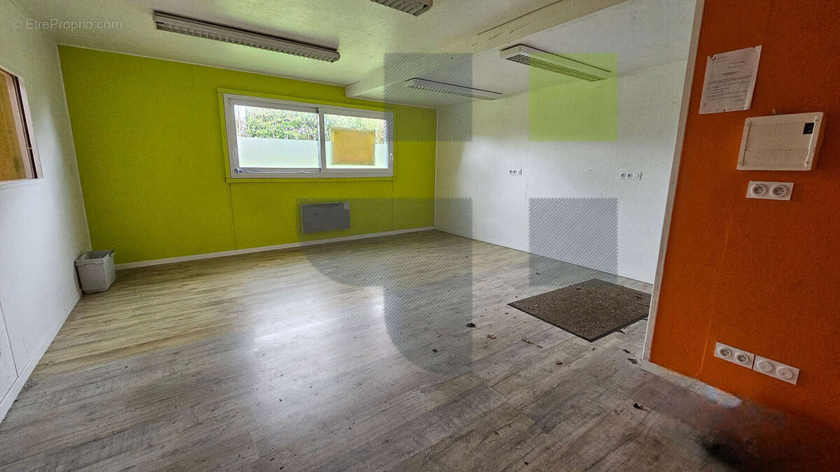Entrepôt / local d'activité SUD QUIMPER 145 m2 - photo 5