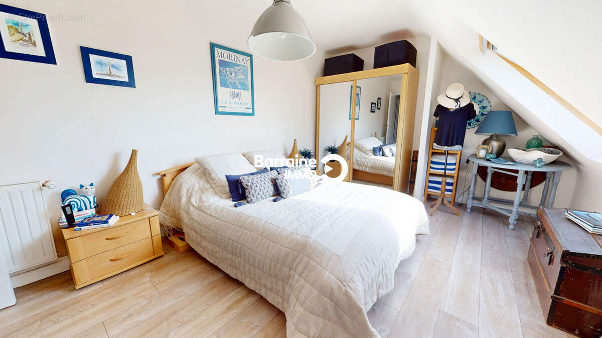 Maison à SAINT-MARTIN-DES-CHAMPS