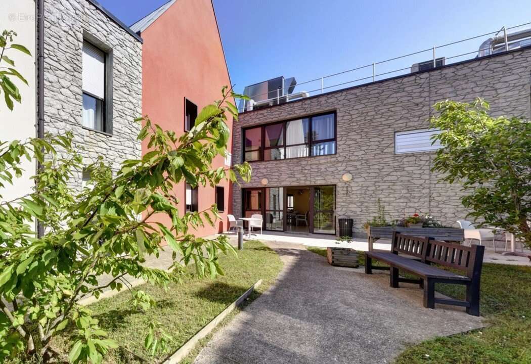 Appartement à SAINT-DENIS-DE-L&#039;HOTEL