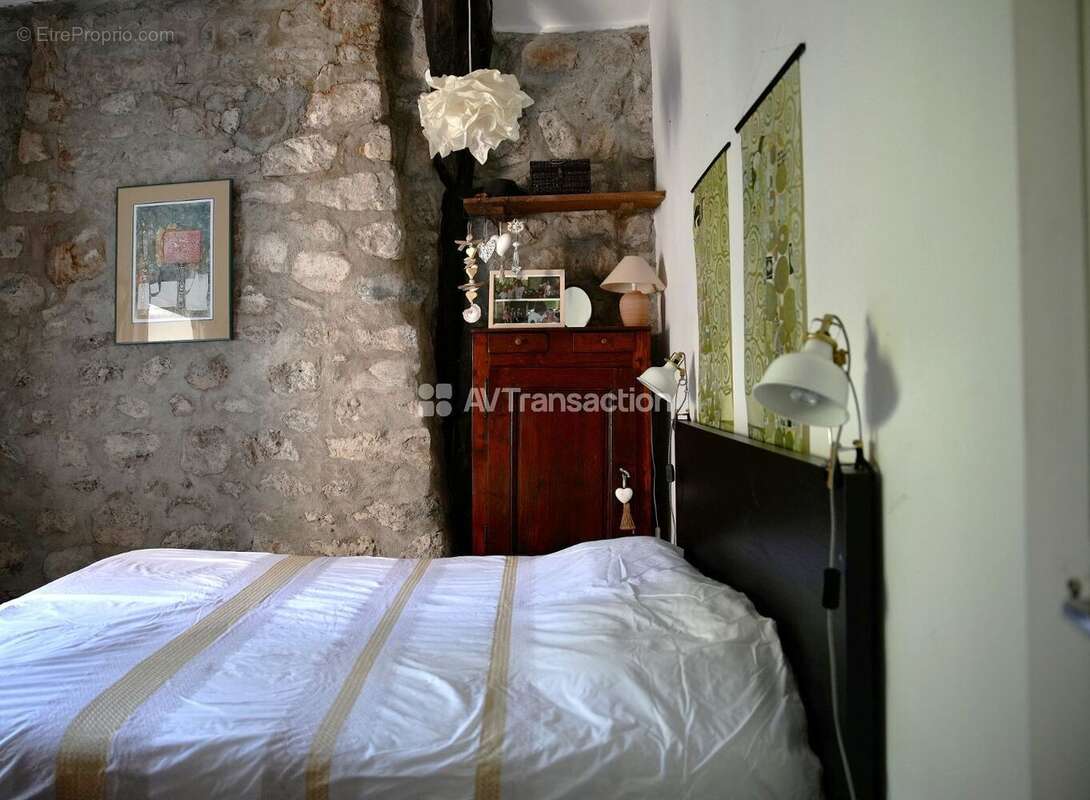 Maison 140 m² à Meyras  - photo 18