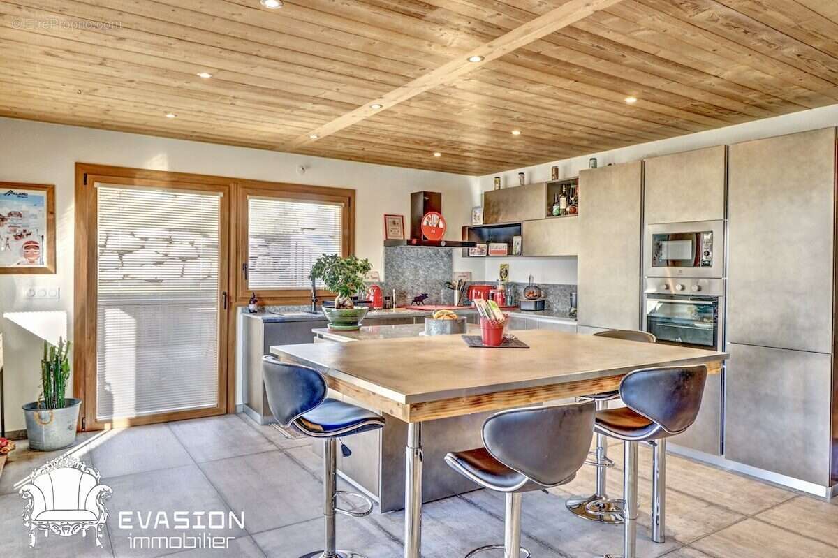 Appartement à COMBLOUX