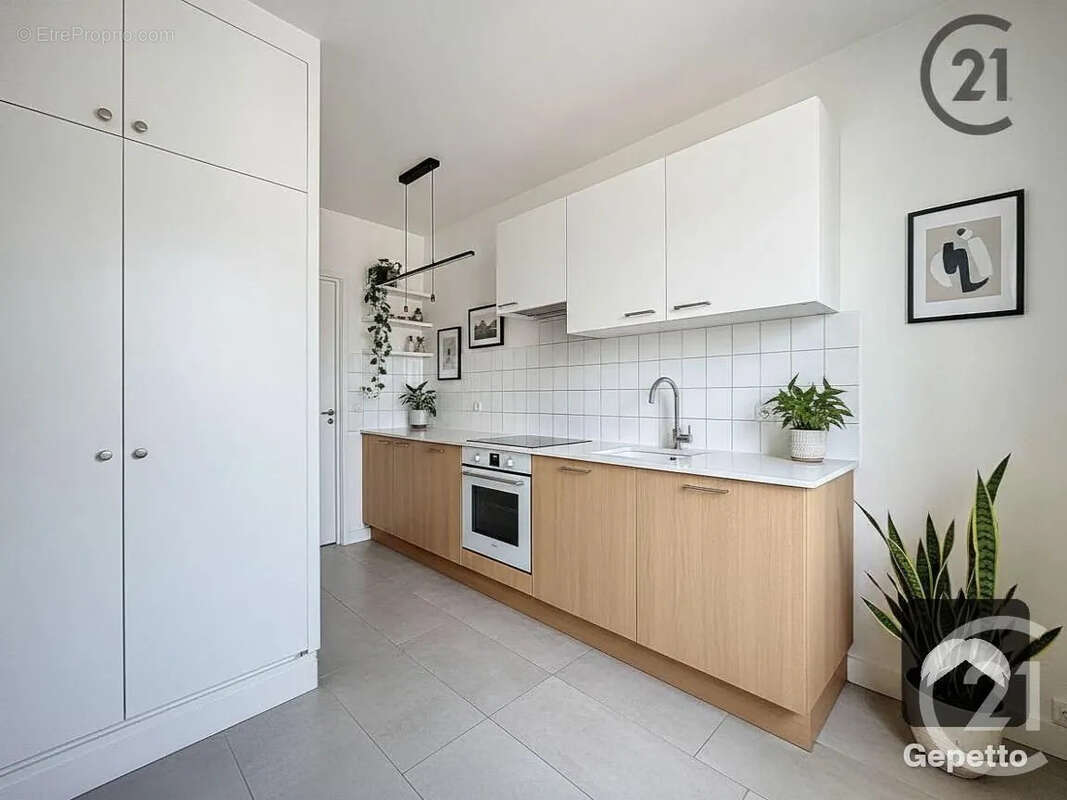 Appartement à COMBS-LA-VILLE