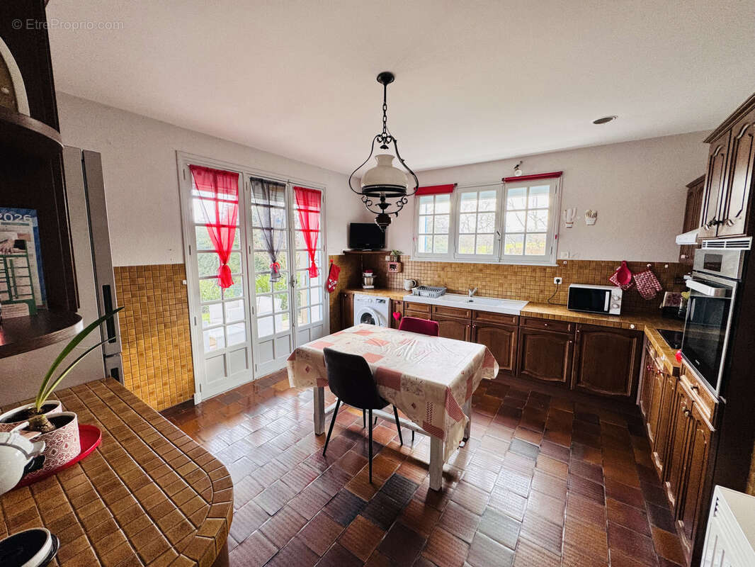 Maison à PESCHADOIRES
