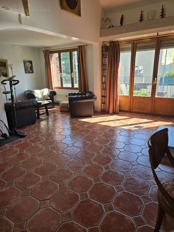 Maison 80m² à bobigny - photo 2