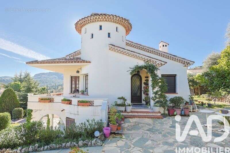 Photo 2 - Maison à MANDELIEU-LA-NAPOULE