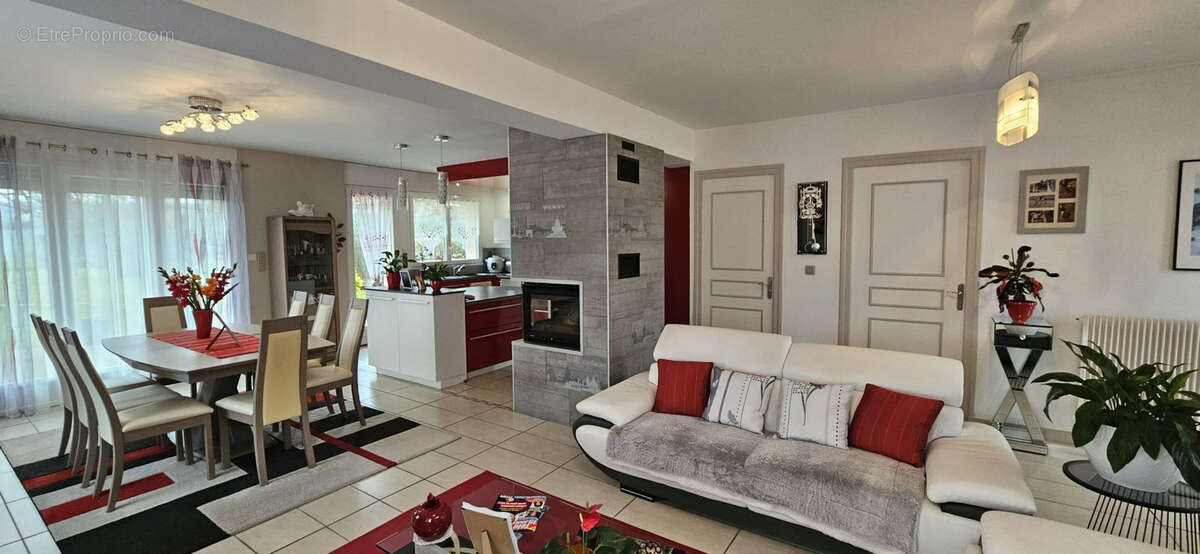 Maison à BELLERIVE-SUR-ALLIER