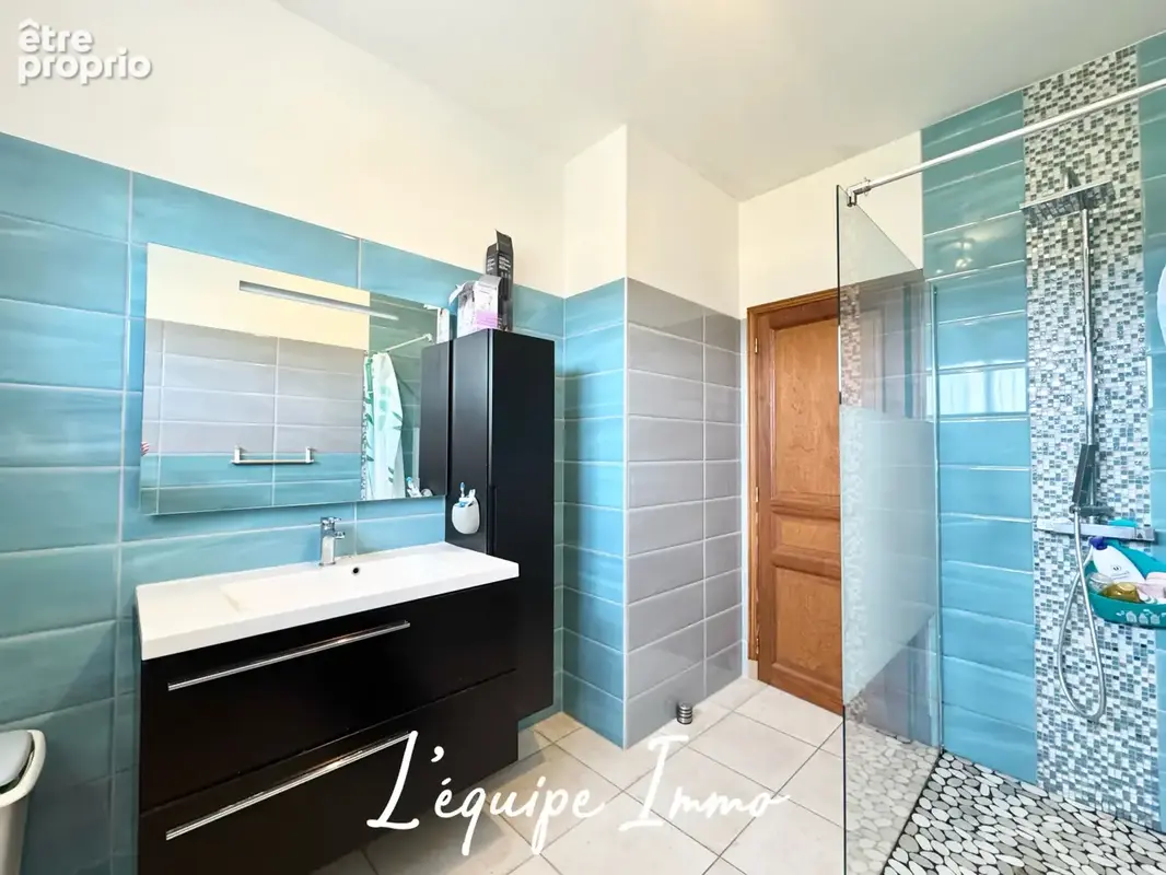 Maison T5 avec sous-sol, piscine et vue panoramique - photo 9
