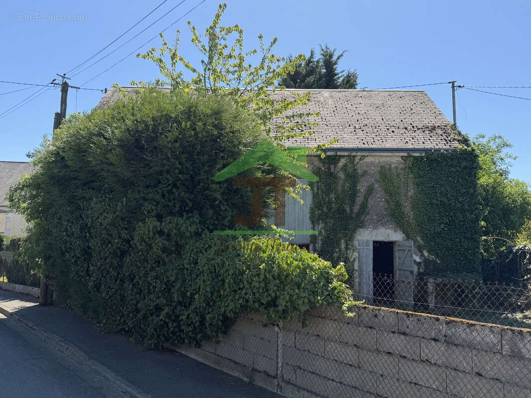 Maison à MOISY