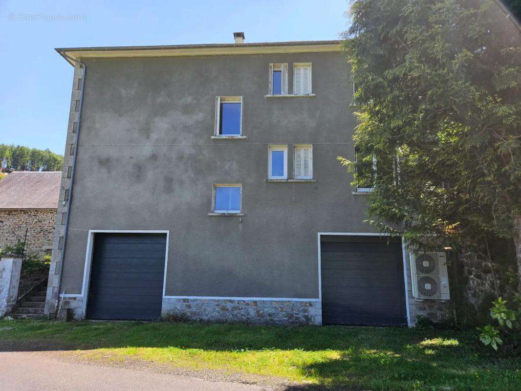 Maison de 8 pièces 6 chambres de 166 m² à Singles - photo 11
