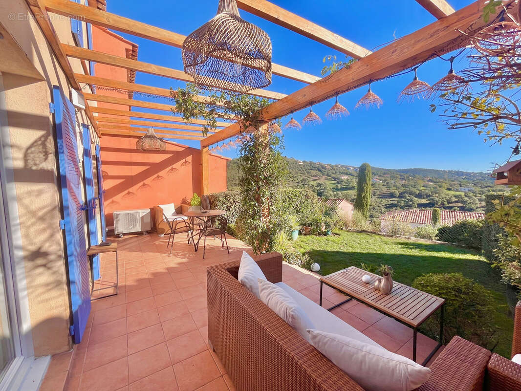 Maison à LES ISSAMBRES