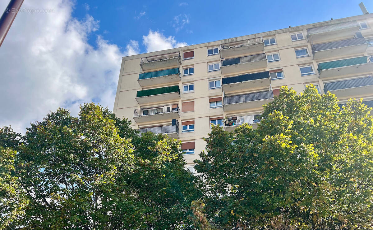 Appartement à VIRY-CHATILLON