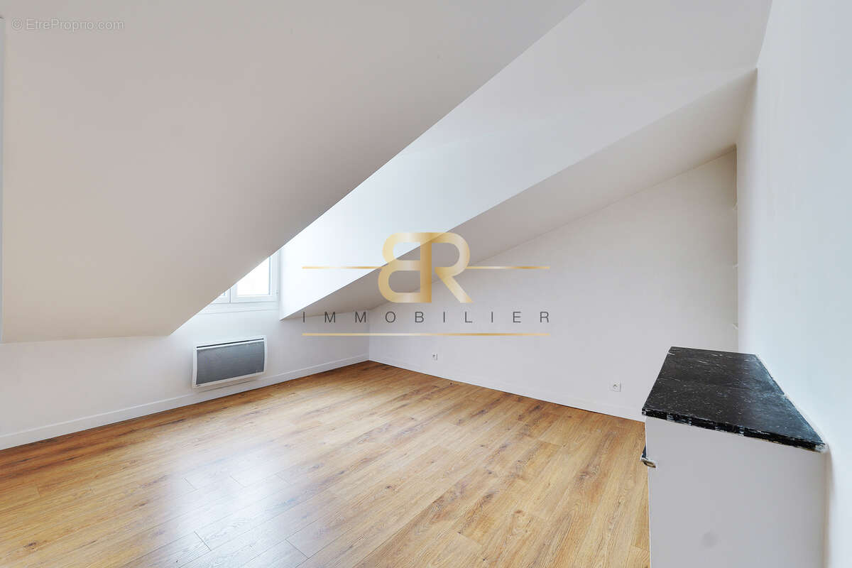 Appartement à PARIS-9E