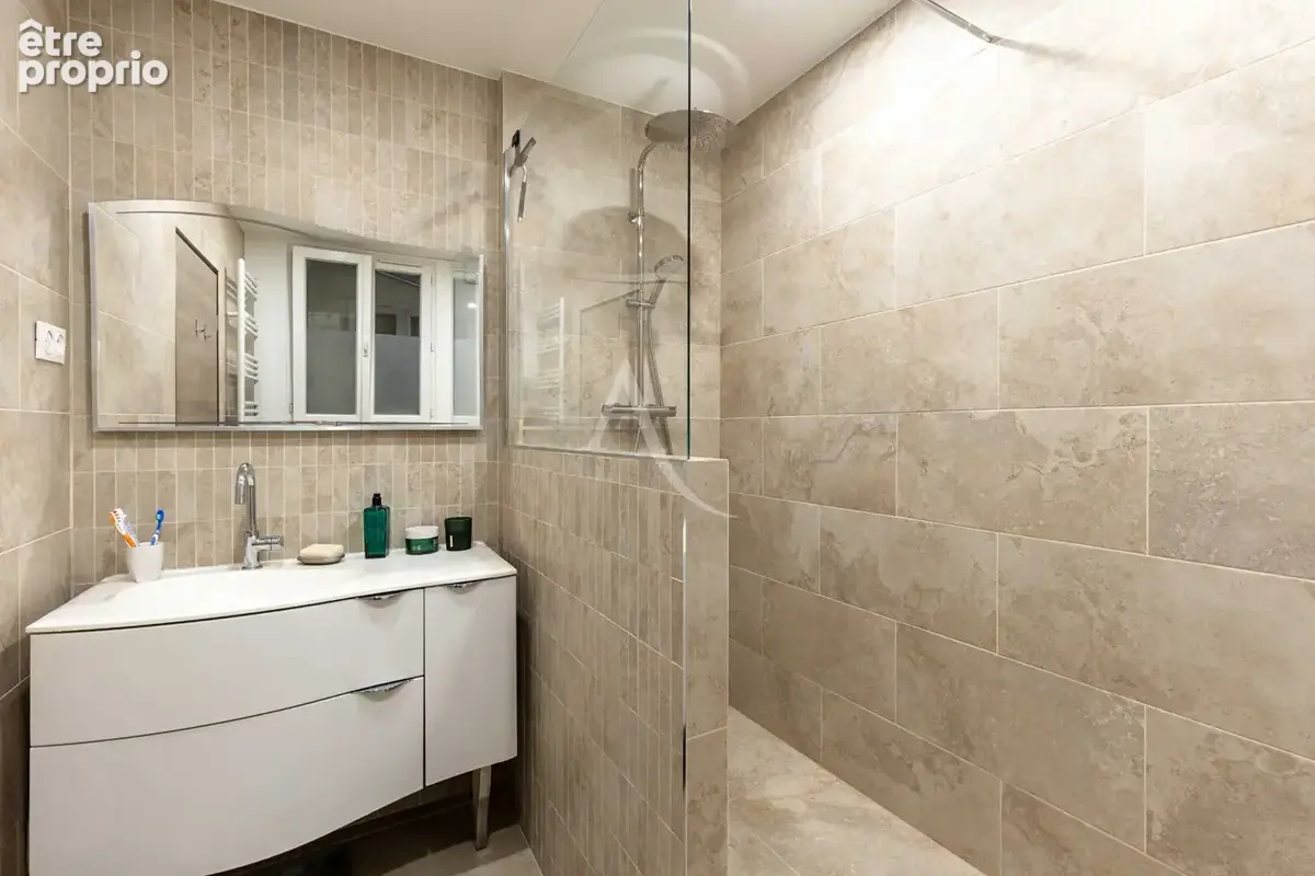 Appartement Canal Saint Martin/Rue Beaurepaire - 2 chambres, 86m² - photo 13