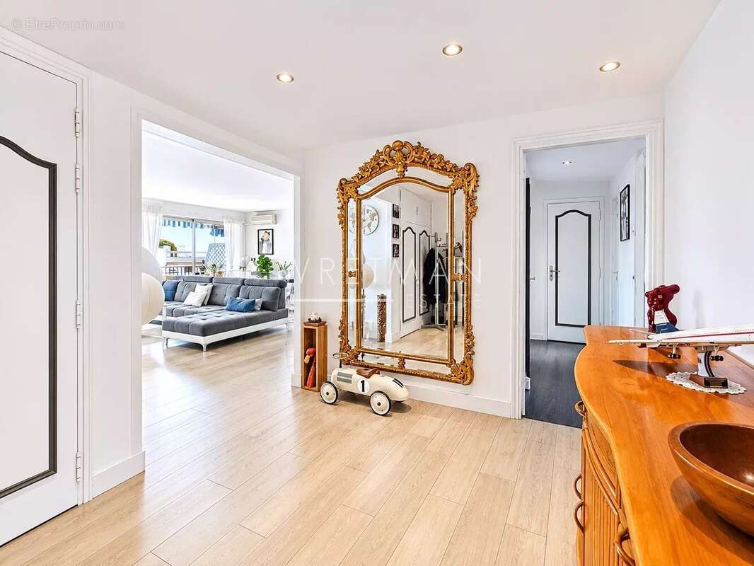Appartement à CANNES