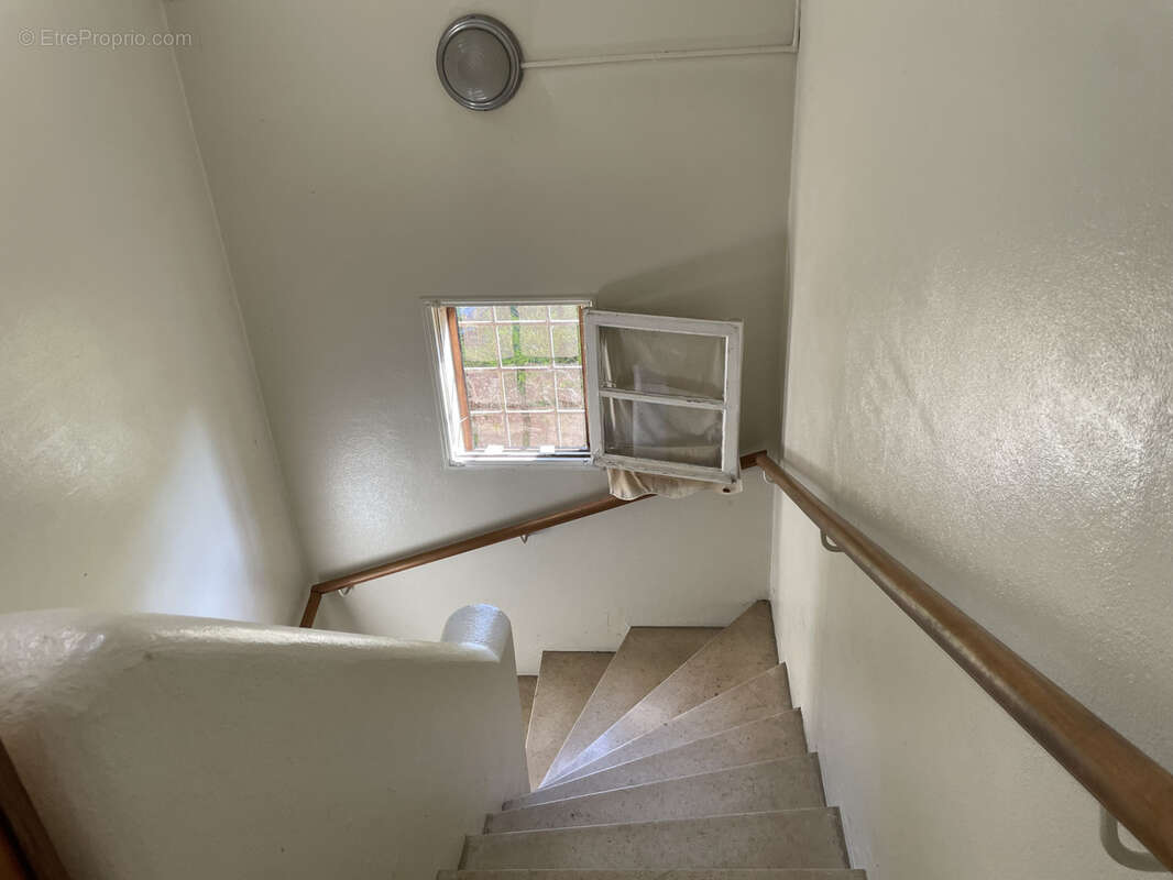 Maison à MOULIETS-ET-VILLEMARTIN