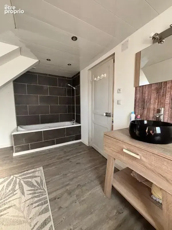 jolie maison située a  BUSIGNY 59137 - photo 12
