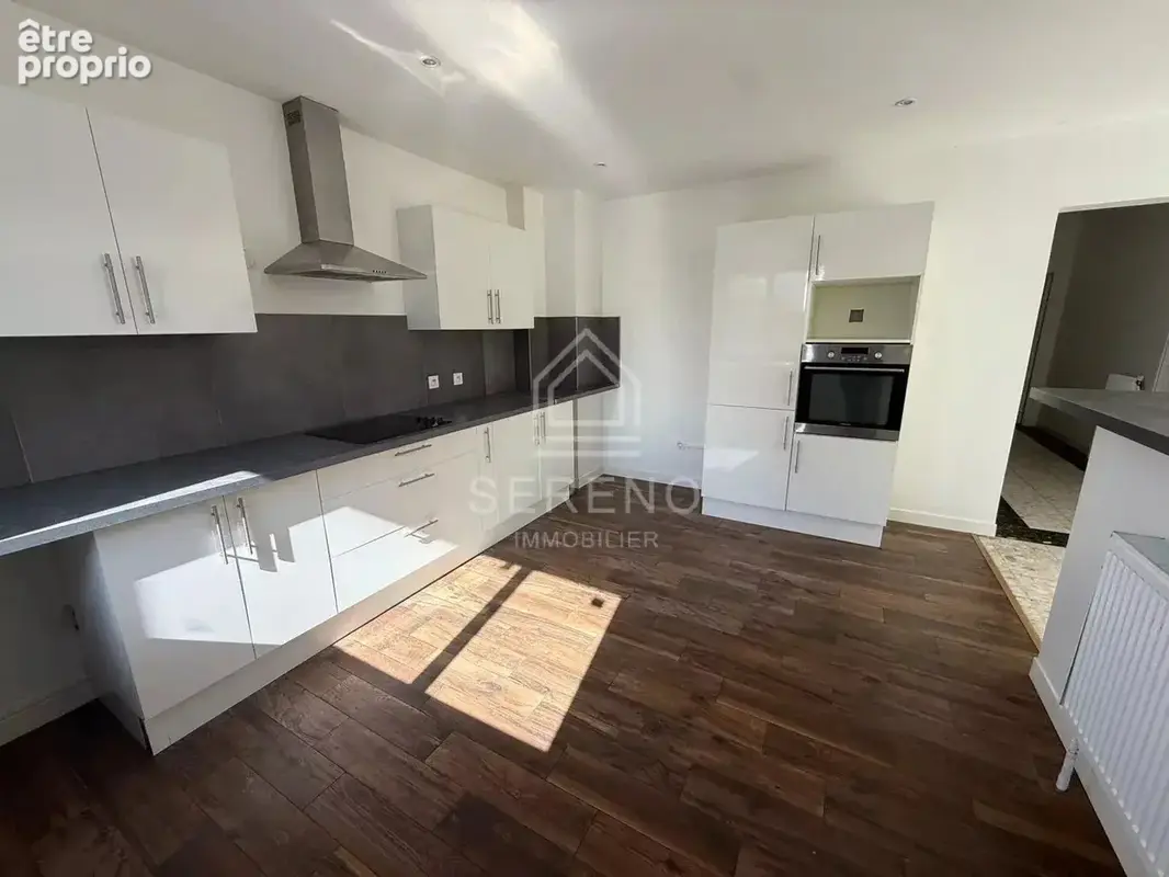 Appartement 6 pièces 136 m² à vendre à Montreuil (93100) - photo 3