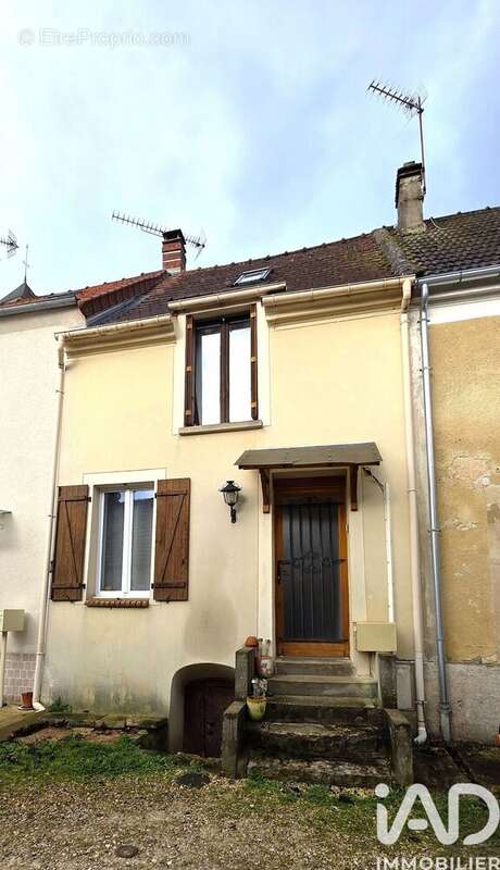 Photo 2 - Maison à LA FERTE-SOUS-JOUARRE