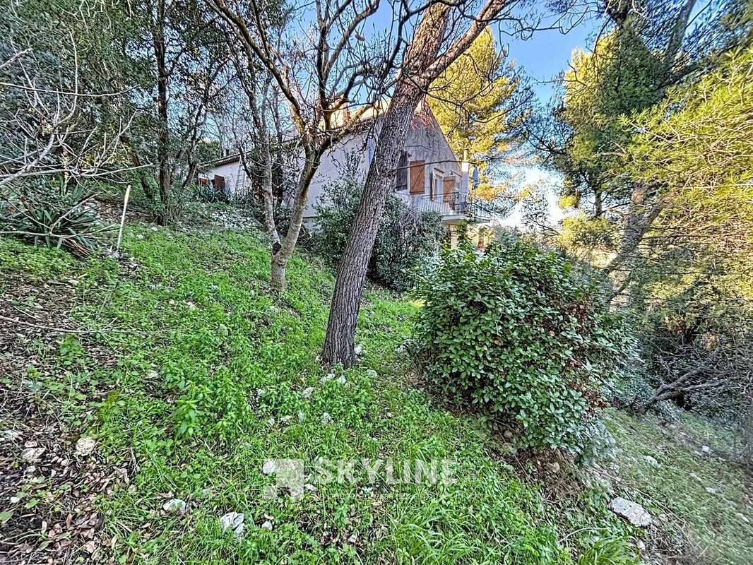 Maison à MARSEILLE-11E