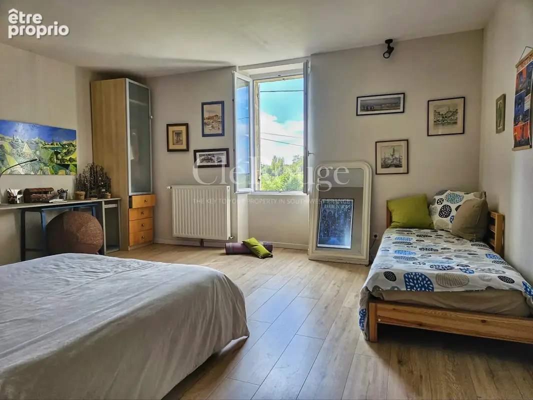 Entre Pellegrue et Gensac – Maison en pierre pleine de charme avec vue dégagée. piscine et potentiel locatif - photo 18