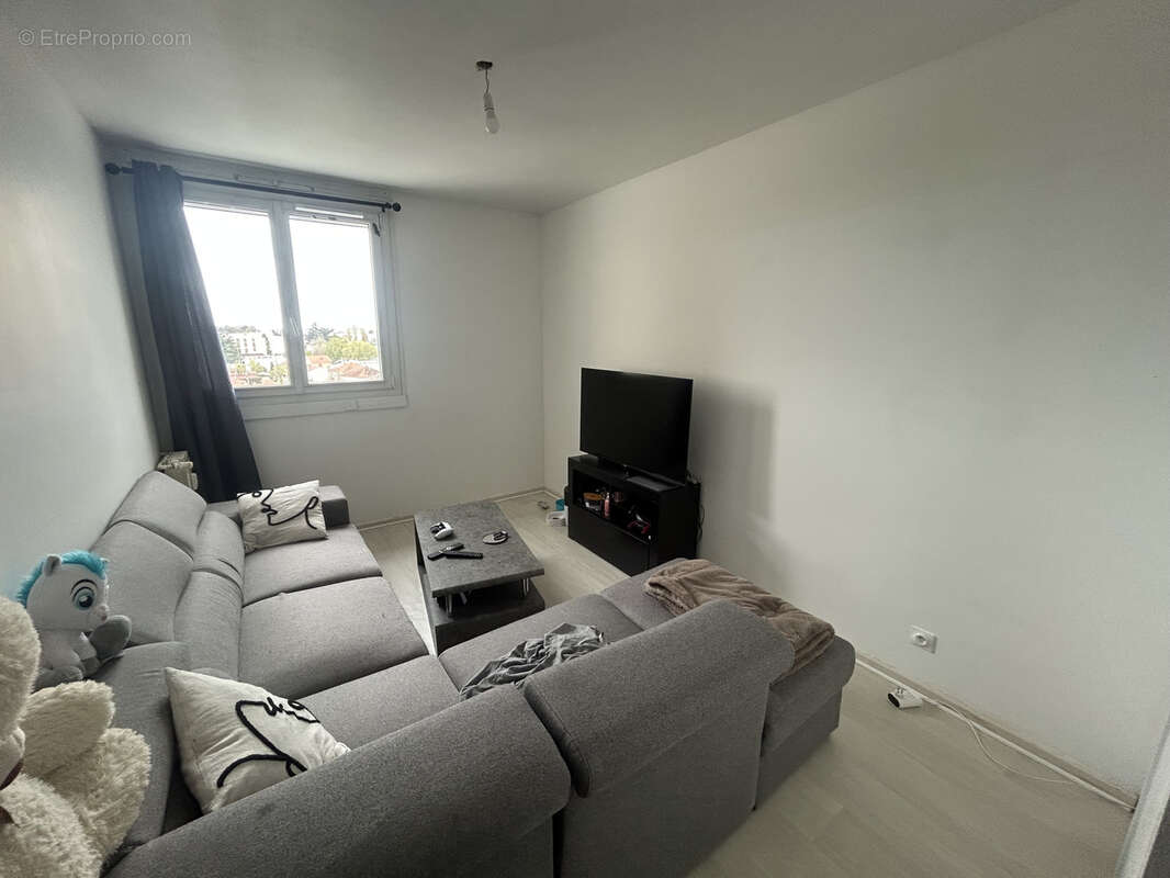 Appartement à BRON