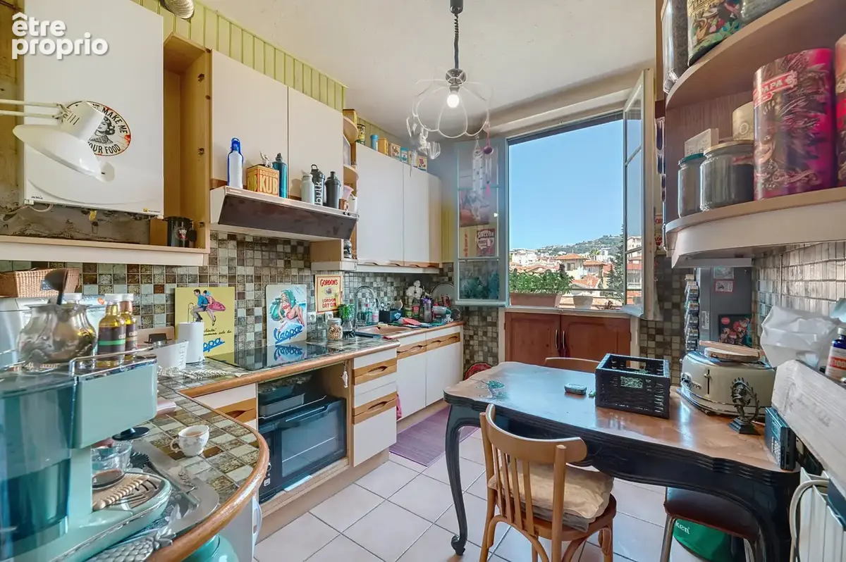 Nice — Appartement bourgeois de 106,89 m2, 3m sous plafond - photo 4