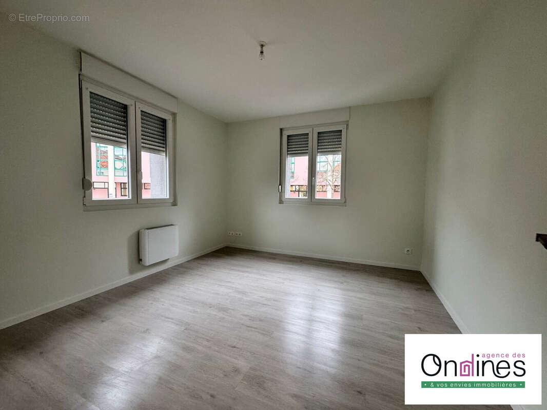 Chambre 2 - Appartement à HAGUENAU