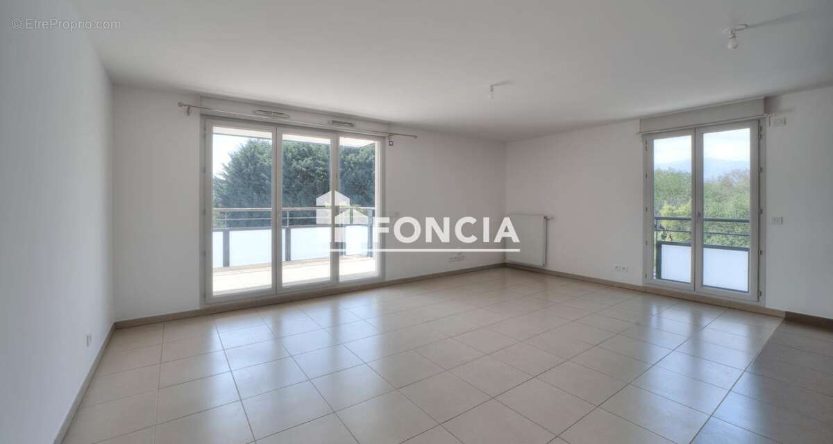 Appartement à FERNEY-VOLTAIRE