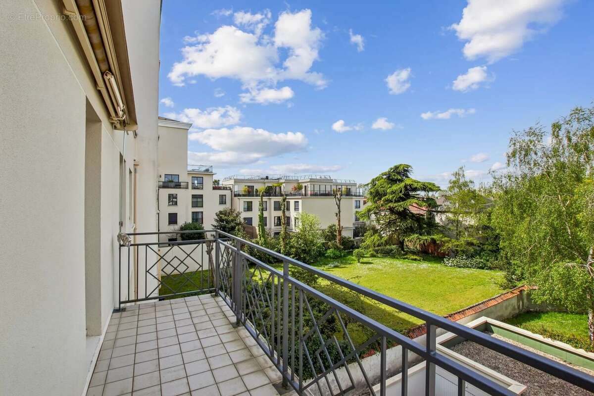 Appartement à SAINT-MAUR-DES-FOSSES