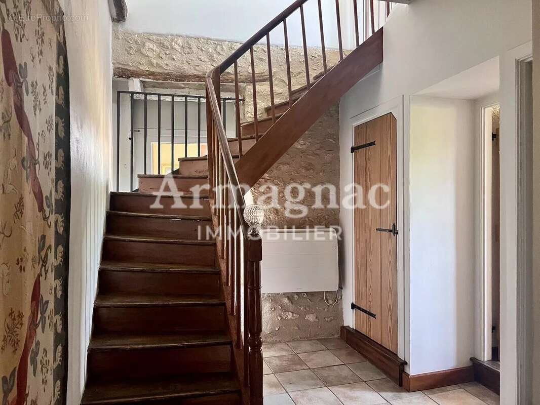 Maison de village avec cour - photo 8