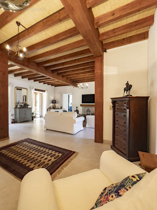 Maison à BELVEZE-DU-RAZES