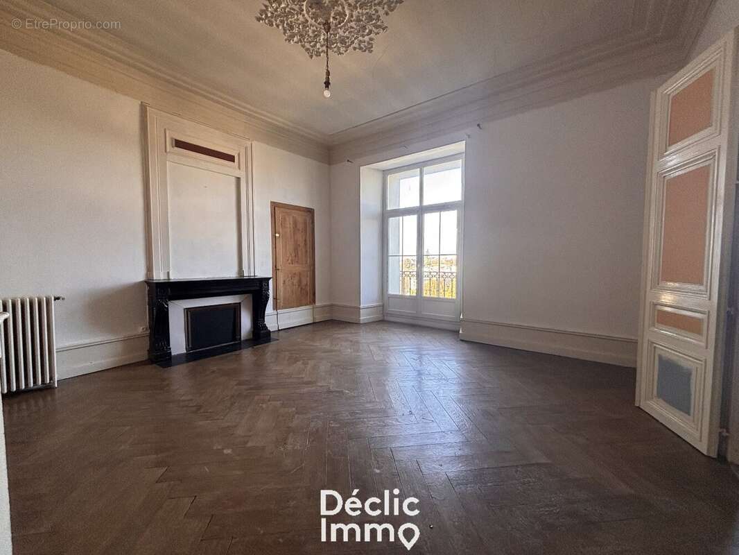 Maison à SAINTE-MAURE-DE-TOURAINE