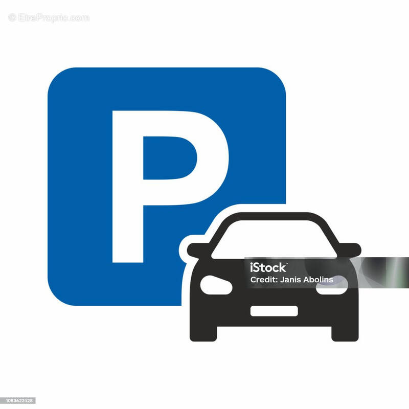 Parking à PARIS-11E