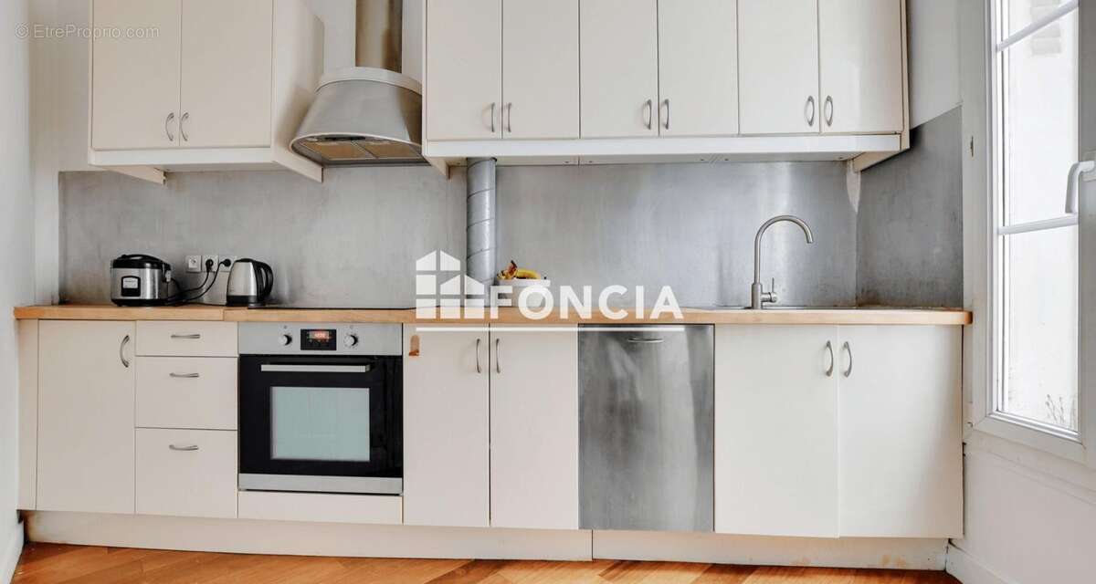 Appartement à PARIS-20E