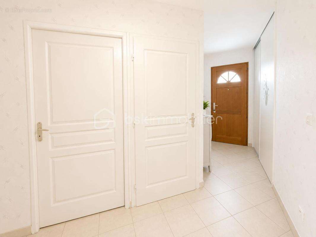 Appartement T3 en rez-de-jardin avec garage – Résidence sécurisée - photo 16