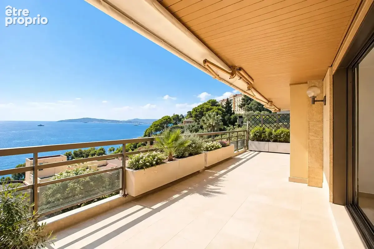 Cap d'ail "mala" - 3p 80m² - terrasse 35m² - garage - cave - vue mer panoramique - piscines - photo 12