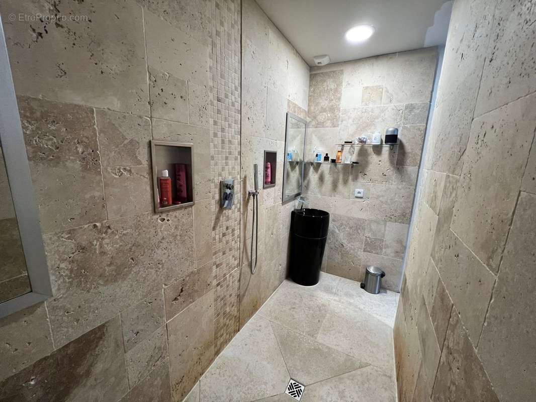 Maison à SARTROUVILLE