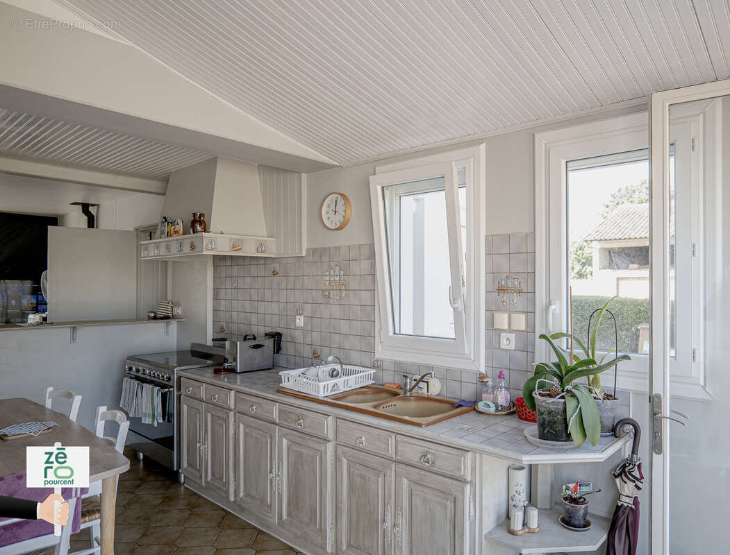 Maison à LES MAGNILS-REIGNIERS