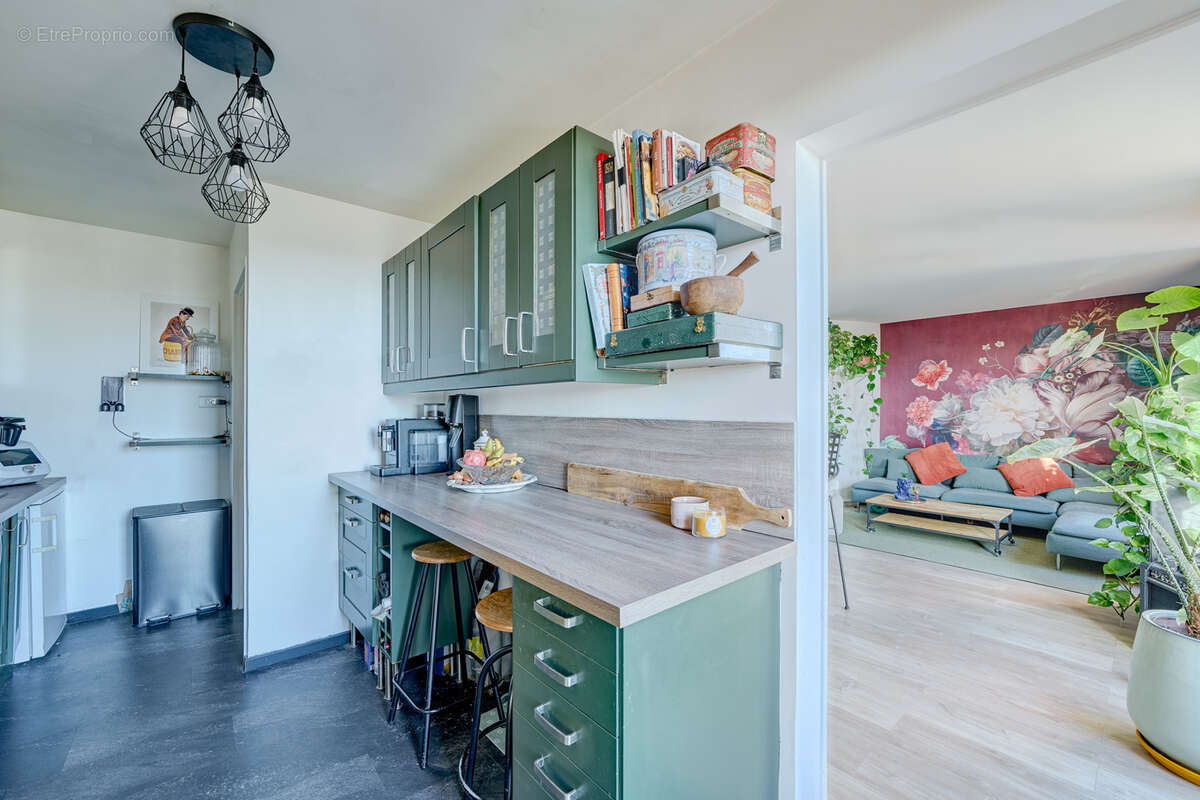 Appartement à LE PLESSIS-ROBINSON