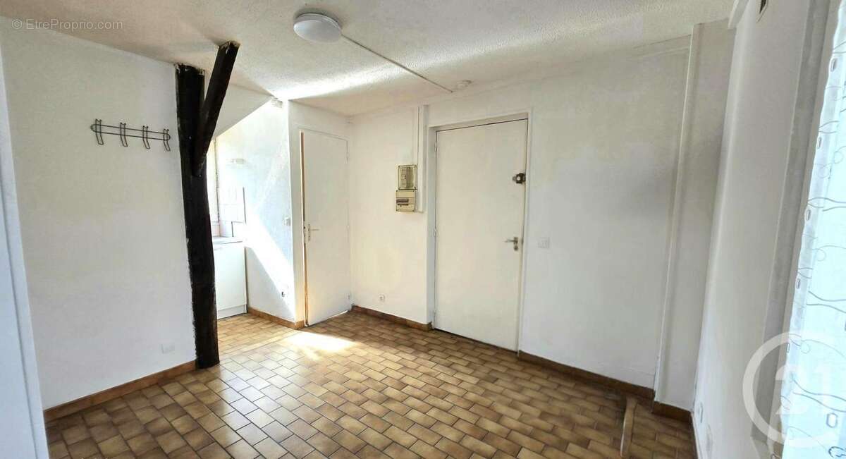 Appartement 16 m² à Pont-Sainte-Maxence  - photo 3