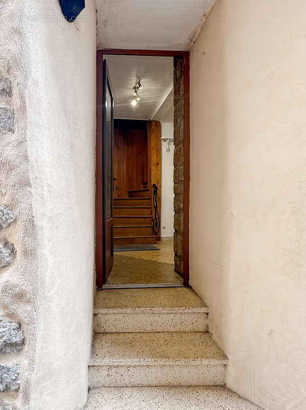 Maison à ANTRAIGUES-SUR-VOLANE