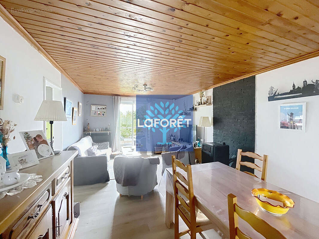 Maison à VIEUX-CONDE