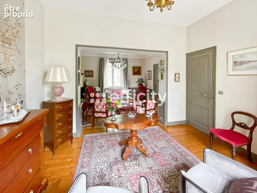 Maison 10 pièces 222 m² à vendre à Laval (53000) - photo 7