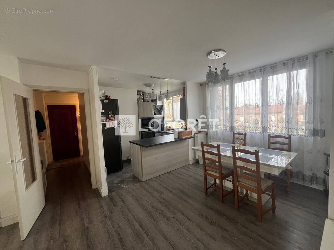 Appartement à LE RAINCY