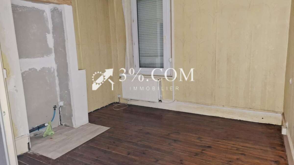 Abbeville Centre :  Abbevilloise à rénover, 55 m2 hab. sans - photo 6