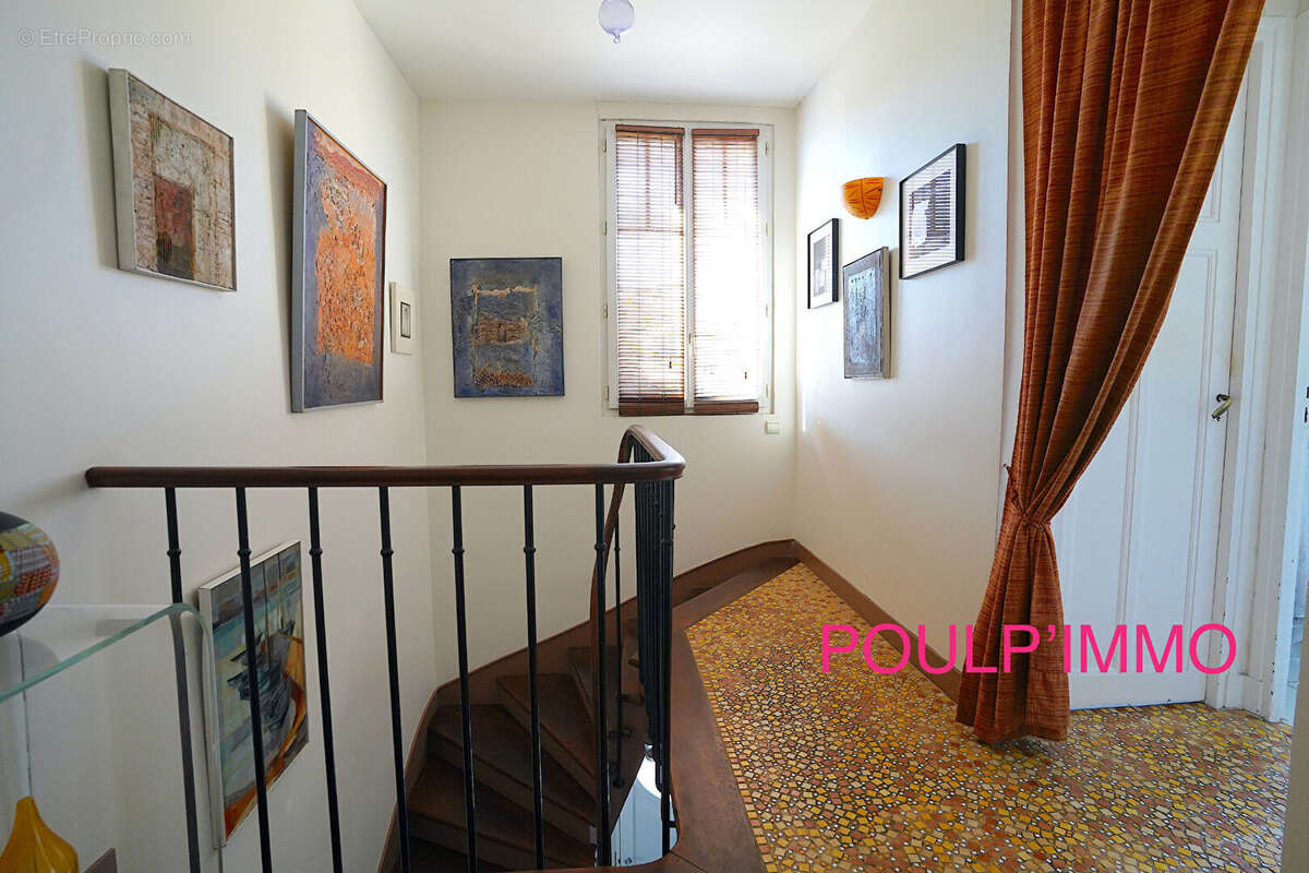 Appartement à LA CELLE-SAINT-CLOUD