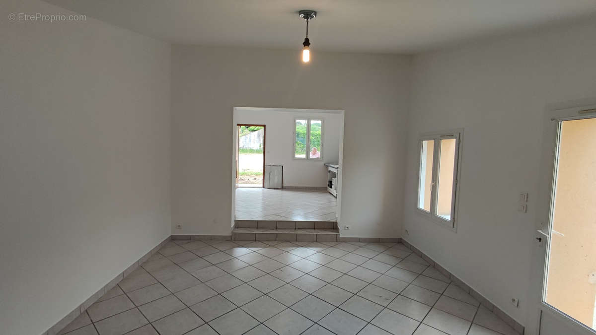 Maison à VILLENAVE-D'ORNON