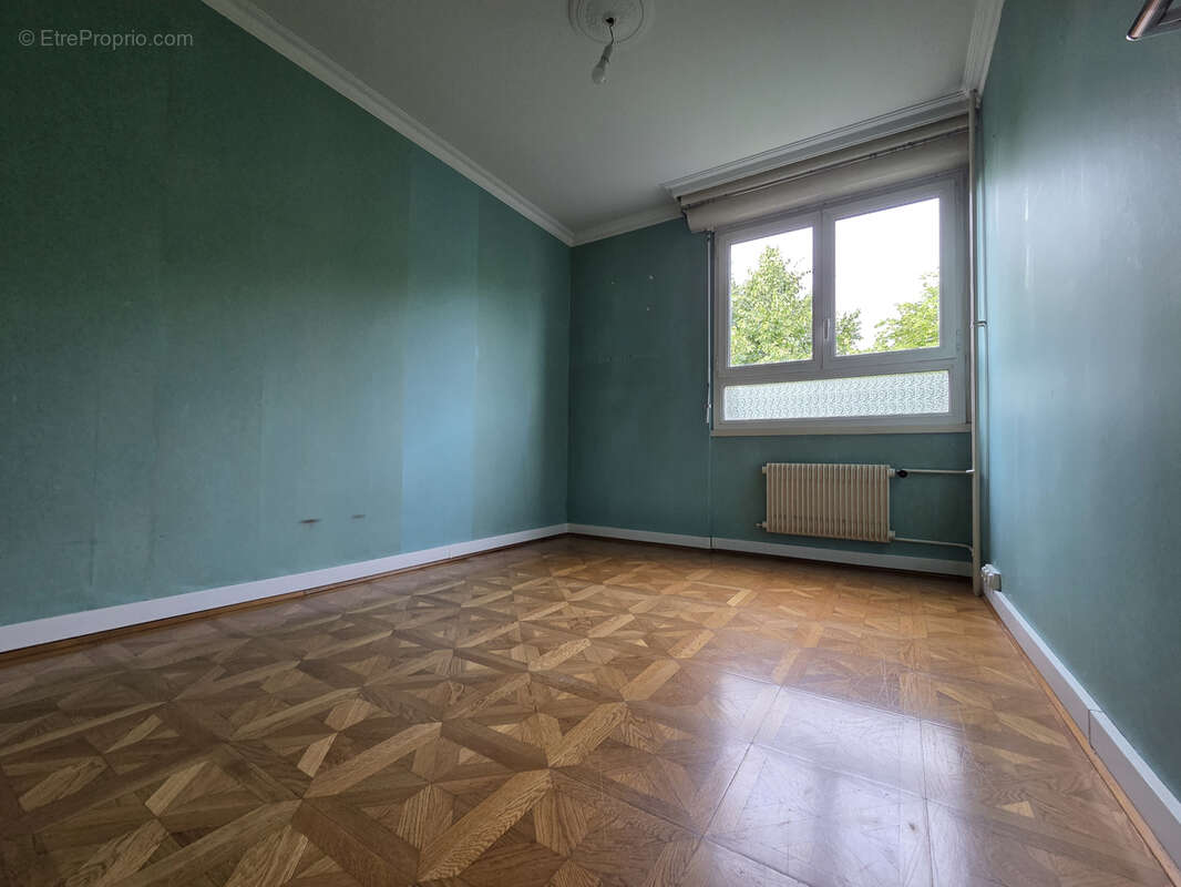 Appartement à SURVILLIERS